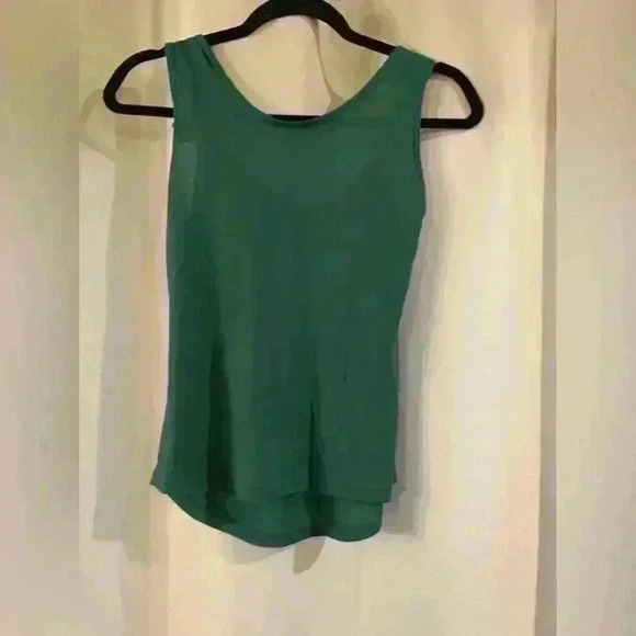 Women’s Green DZ Blouse - Picture 2 of 4